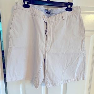 Peter Millar Shorts with Georgia Bulldog logo